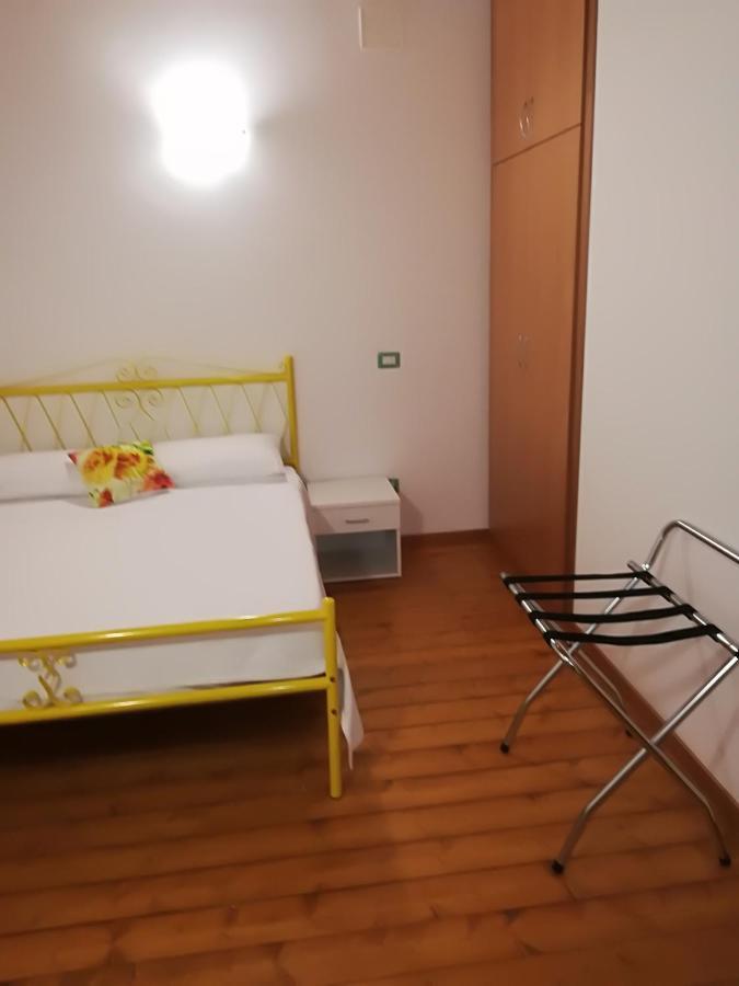 Residenza Skanderbeg 蒙特齐尔佛奈 外观 照片